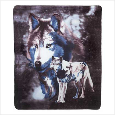 #39345 Wildlife Wolve Fleece Blanket